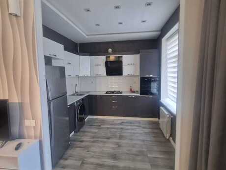 Elan №6092533 - Bakı, Nizami m., 3 otaqlı, 90 m², 4/5 mərtəbə