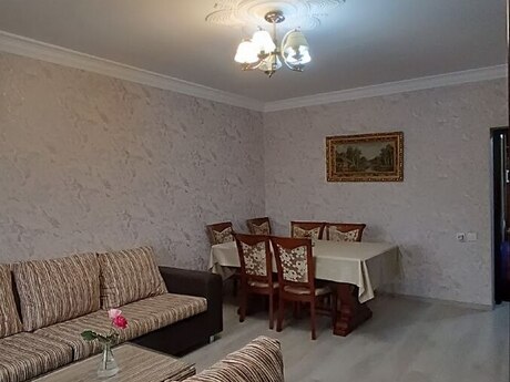 3 otaqlı köhnə tikili - Səbail r. - 65 m²