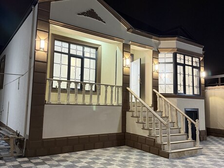 4 otaqlı həyət evi/bağ evi - Saray q. - 120 m²