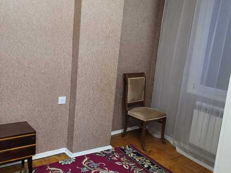 2 otaqlı köhnə tikili - 28 May m. - 42 m²