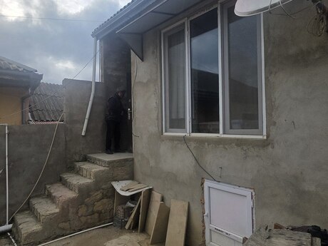 4 otaqlı həyət evi/bağ evi - Suraxanı q. - 110 m²