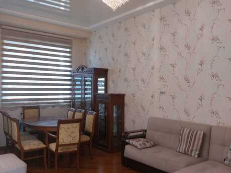 2-комн. новостройка - м. Элмляр Академиясы - 85 м²