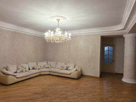 4 otaqlı yeni tikili - 28 May m. - 180 m²