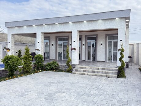 4 otaqlı həyət evi/bağ evi - Şüvəlan q. - 140 m²