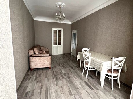 3 otaqlı köhnə tikili - Nəriman Nərimanov m. - 80 m²