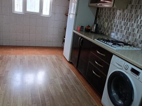 2 otaqlı köhnə tikili - Əhmədli m. - 55 m²