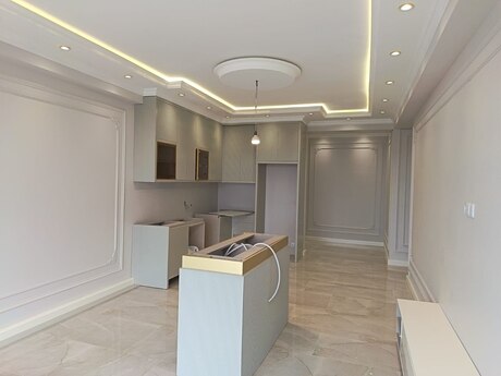 4 otaqlı yeni tikili - Böyükşor q. - 135 m²