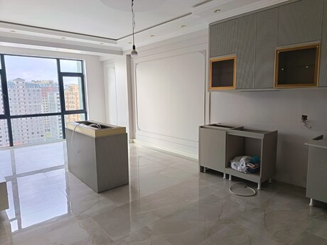 4 otaqlı yeni tikili - Böyükşor q. - 135 m²