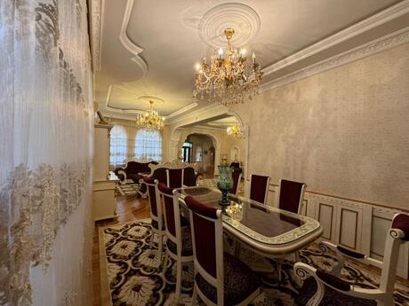 8 otaqlı həyət evi/bağ evi - Nəsimi m. - 650 m²