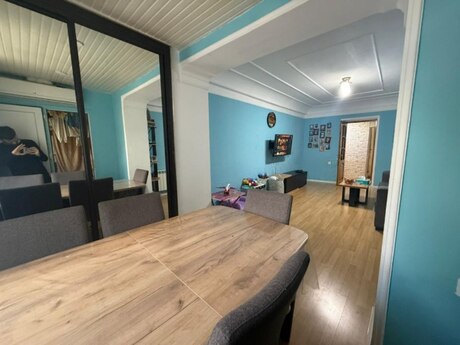 3 otaqlı köhnə tikili - Elmlər Akademiyası m. - 63 m²