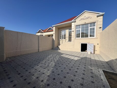 3 otaqlı həyət evi/bağ evi - Saray q. - 70 m²