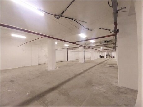 Obyekt - Xalqlar Dostluğu m. - 855 m²