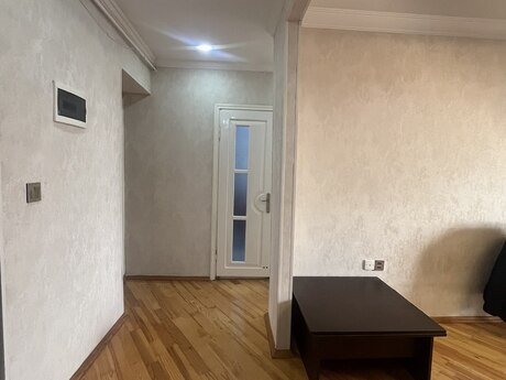 3 otaqlı köhnə tikili - Avtovağzal m. - 63 m²