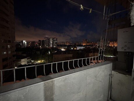 2 otaqlı köhnə tikili - 8 Noyabr m. - 66 m²