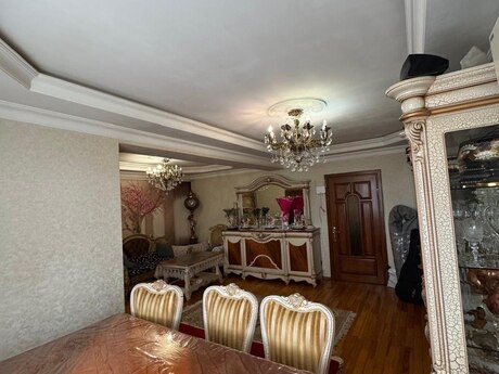 3 otaqlı köhnə tikili - Avtovağzal m. - 72 m²