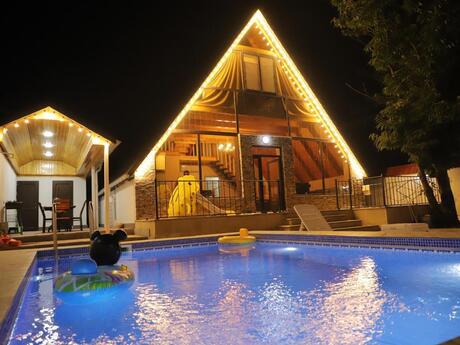 5 otaqlı həyət evi/bağ evi - Qəbələ - 140 m²