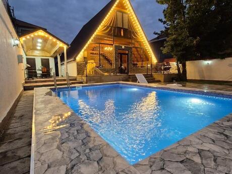 5 otaqlı həyət evi/bağ evi - Qəbələ - 140 m²