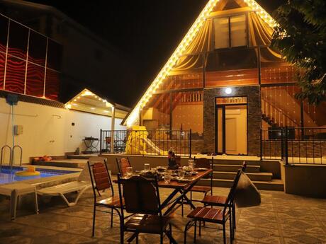 5 otaqlı həyət evi/bağ evi - Qəbələ - 140 m²
