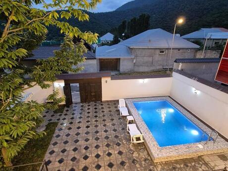 5 otaqlı həyət evi/bağ evi - Qəbələ - 140 m²