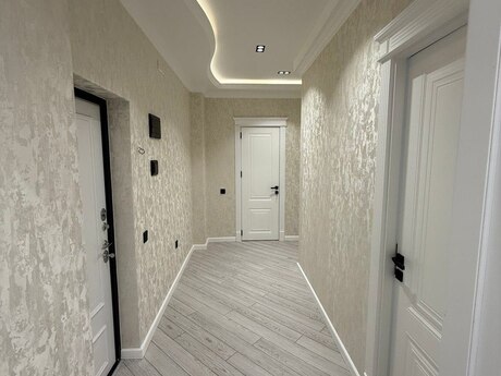 3-комн. новостройка - м. Иншаатчылар - 84.6 м²