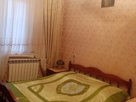 3 otaqlı köhnə tikili - Xalqlar Dostluğu m. - 85 m²