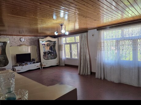 5 otaqlı həyət evi/bağ evi - Müşfiqabad q. - 160 m²
