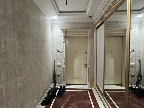 3-комн. новостройка - м. Нариман Нариманов - 150 м²