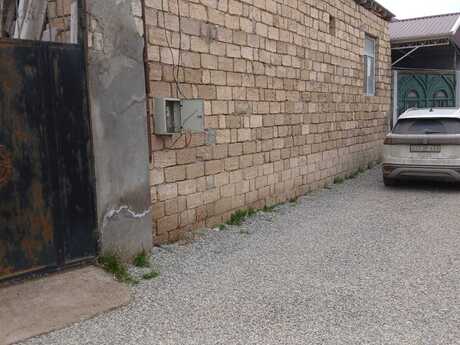 3 otaqlı həyət evi/bağ evi - Xocəsən m. - 100 m²
