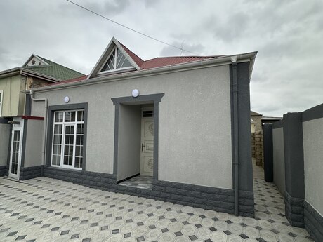 4 otaqlı həyət evi/bağ evi - Zabrat q. - 110 m²