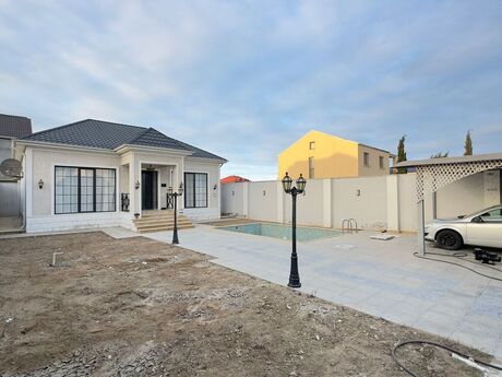 4 otaqlı həyət evi/bağ evi - Şüvəlan q. - 150 m²