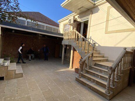 6 otaqlı həyət evi/bağ evi - Hövsan q. - 200 m²
