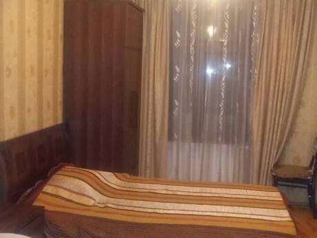 3 otaqlı köhnə tikili - 28 May m. - 110 m²