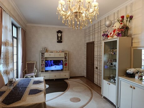 Elan №6092934 - Bakı, 28 May m., 3 otaqlı, 125 m², 5/16 mərtəbə