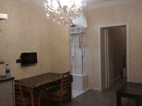 2 otaqlı köhnə tikili - Yasamal q. - 53 m²