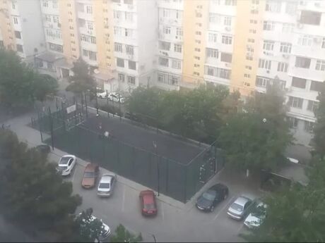 3 otaqlı köhnə tikili - İnşaatçılar m. - 90 m²
