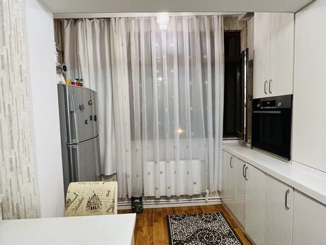 3 otaqlı köhnə tikili - Nəsimi m. - 92 m²