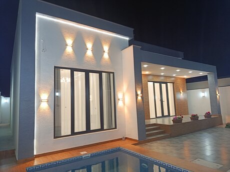 4 otaqlı həyət evi/bağ evi - Şüvəlan q. - 150 m²