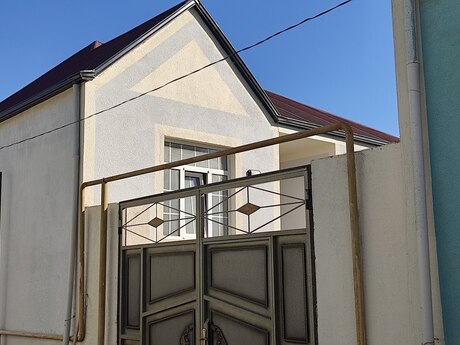 3 otaqlı həyət evi/bağ evi - Sabunçu r. - 70 m²