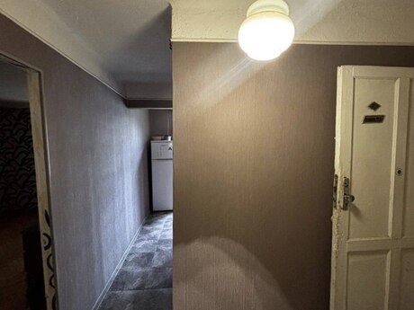 3 otaqlı köhnə tikili - İnşaatçılar m. - 72 m²