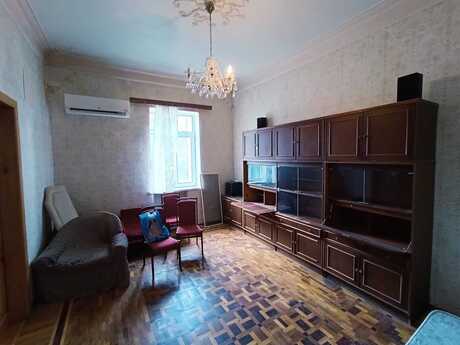 2 otaqlı köhnə tikili - 28 May m. - 60 m²
