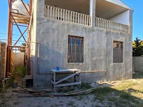 6 otaqlı həyət evi/bağ evi - Hövsan q. - 200 m²