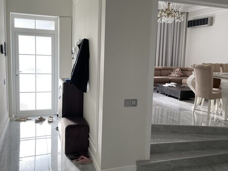 3 otaqlı həyət evi/bağ evi - Badamdar q. - 207 m²