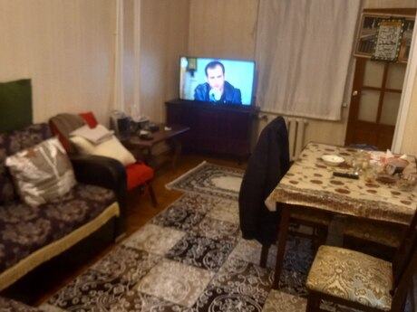 2 otaqlı köhnə tikili - Həzi Aslanov m. - 35.6 m²
