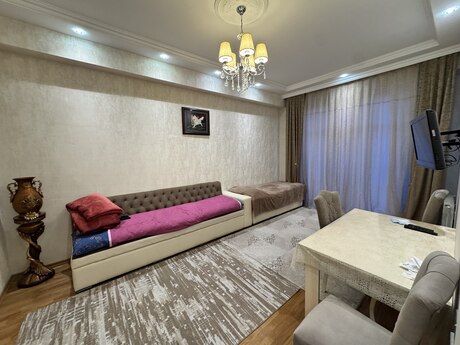 1 otaqlı yeni tikili - Azadlıq Prospekti m. - 50 m²