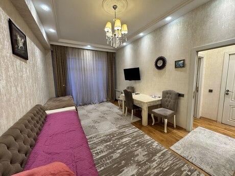 1 otaqlı yeni tikili - Azadlıq Prospekti m. - 50 m²