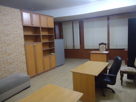 2-комн. офис - м. Шах Исмаил Хатаи - 55 м²