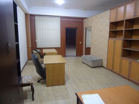 2-комн. офис - м. Шах Исмаил Хатаи - 55 м²