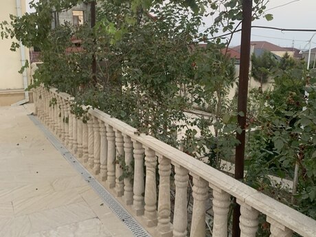 9 otaqlı həyət evi/bağ evi - Hökməli q. - 675 m²