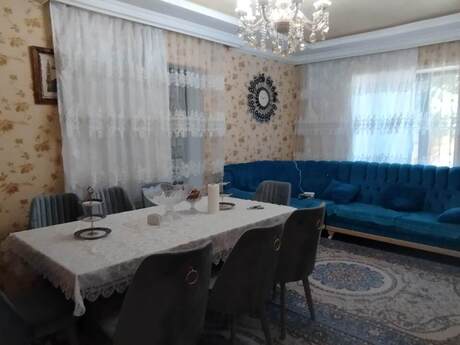 5 otaqlı həyət evi/bağ evi - Ramana q. - 140 m²