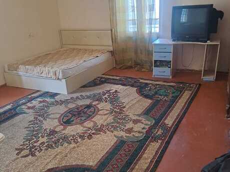2 otaqlı köhnə tikili - Səbail r. - 45 m²